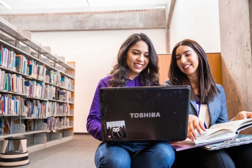 20190529_UW BOTHELL MAY_0090-X3